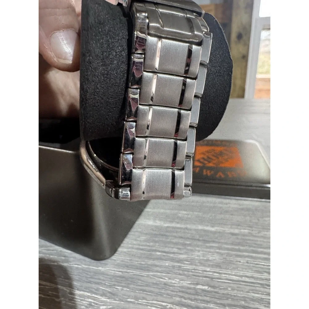 Remix Watch by Fossil Home‎ Depot Homer Award Needs A Battery